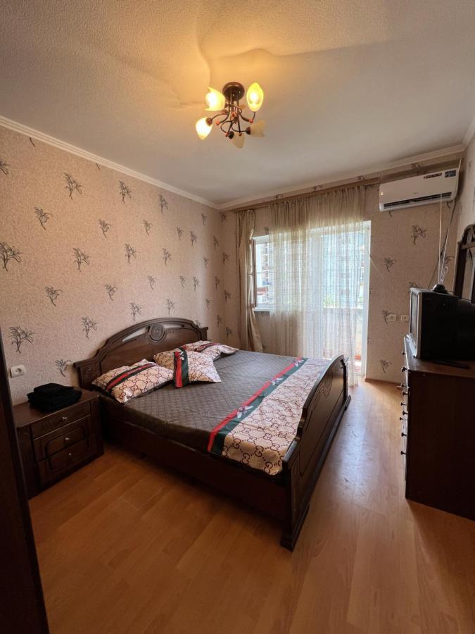 V Gostiakh U Maii Hotel Gagra Værelse billede